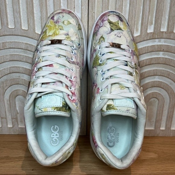 G by Guess Floral Rigster 3 Platform Sneakers - Picture 7 of 8